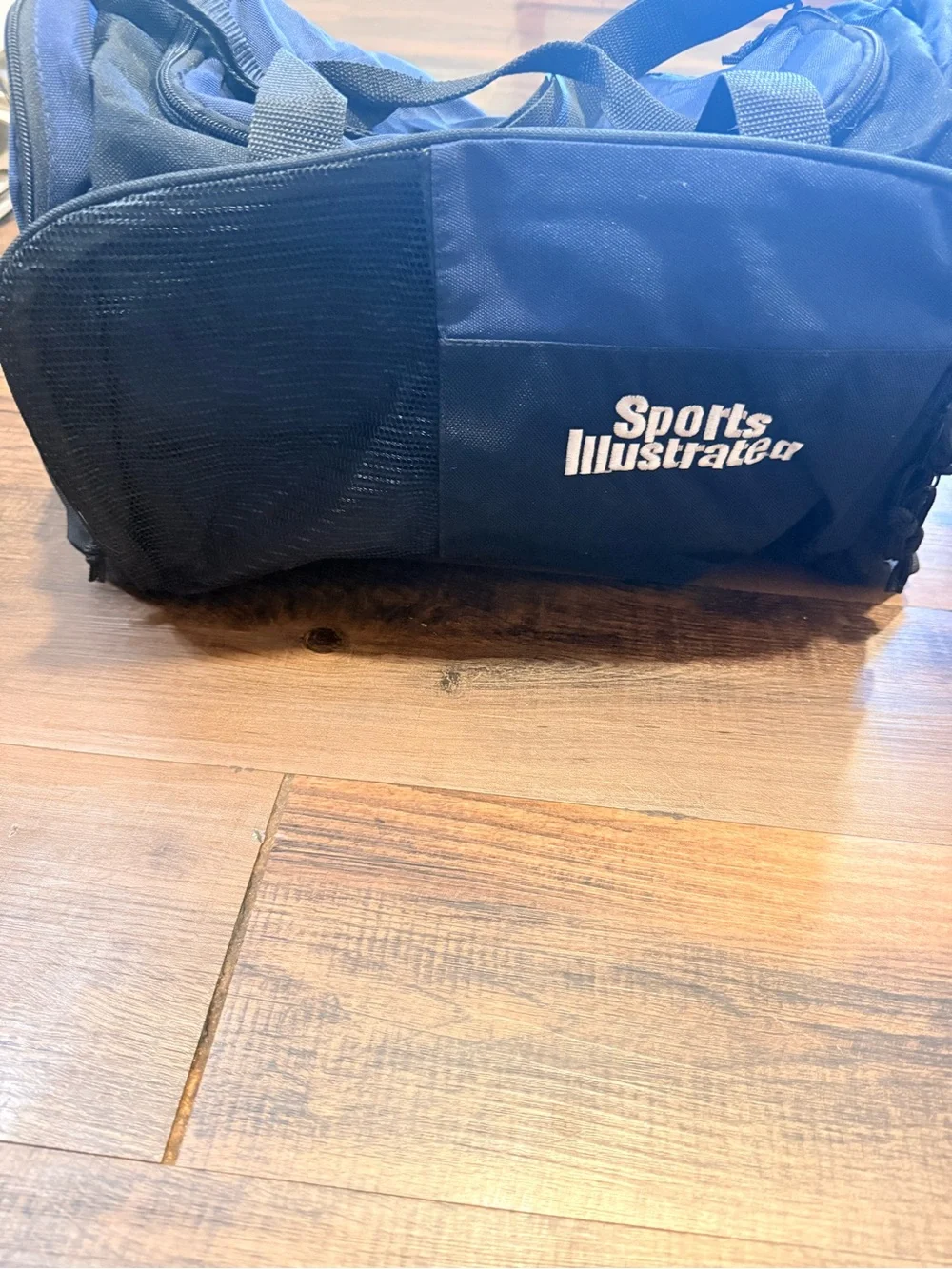 Men’s Sports Illustrated Duffle Bag